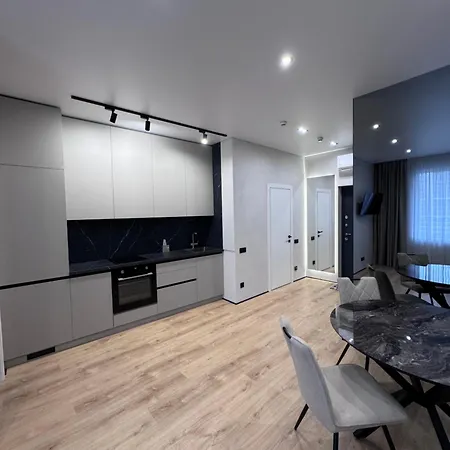 Sky Terrace Apartmens 4-247
